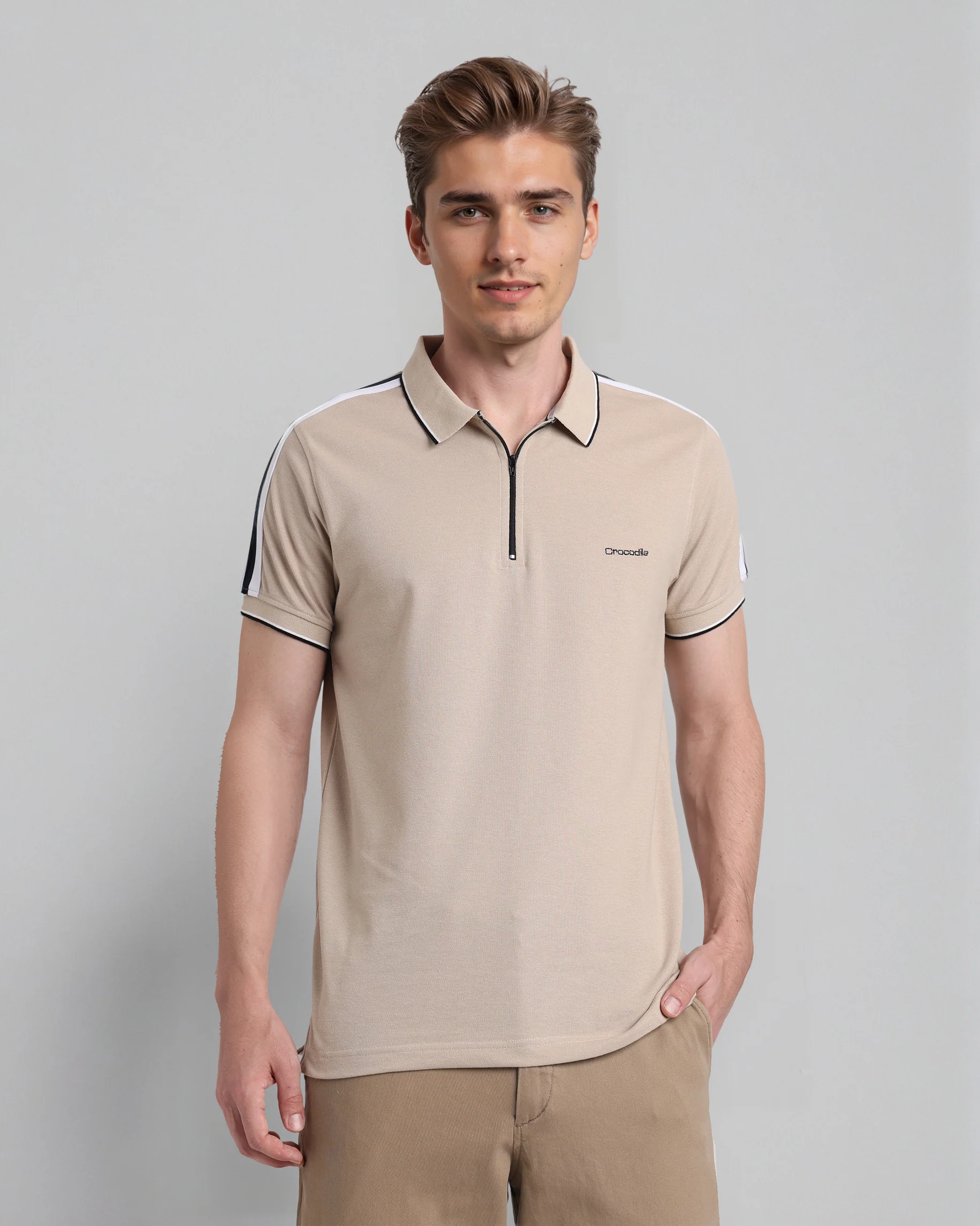 Trendy Stretch Zipper Polo with Tape in Oatmeal