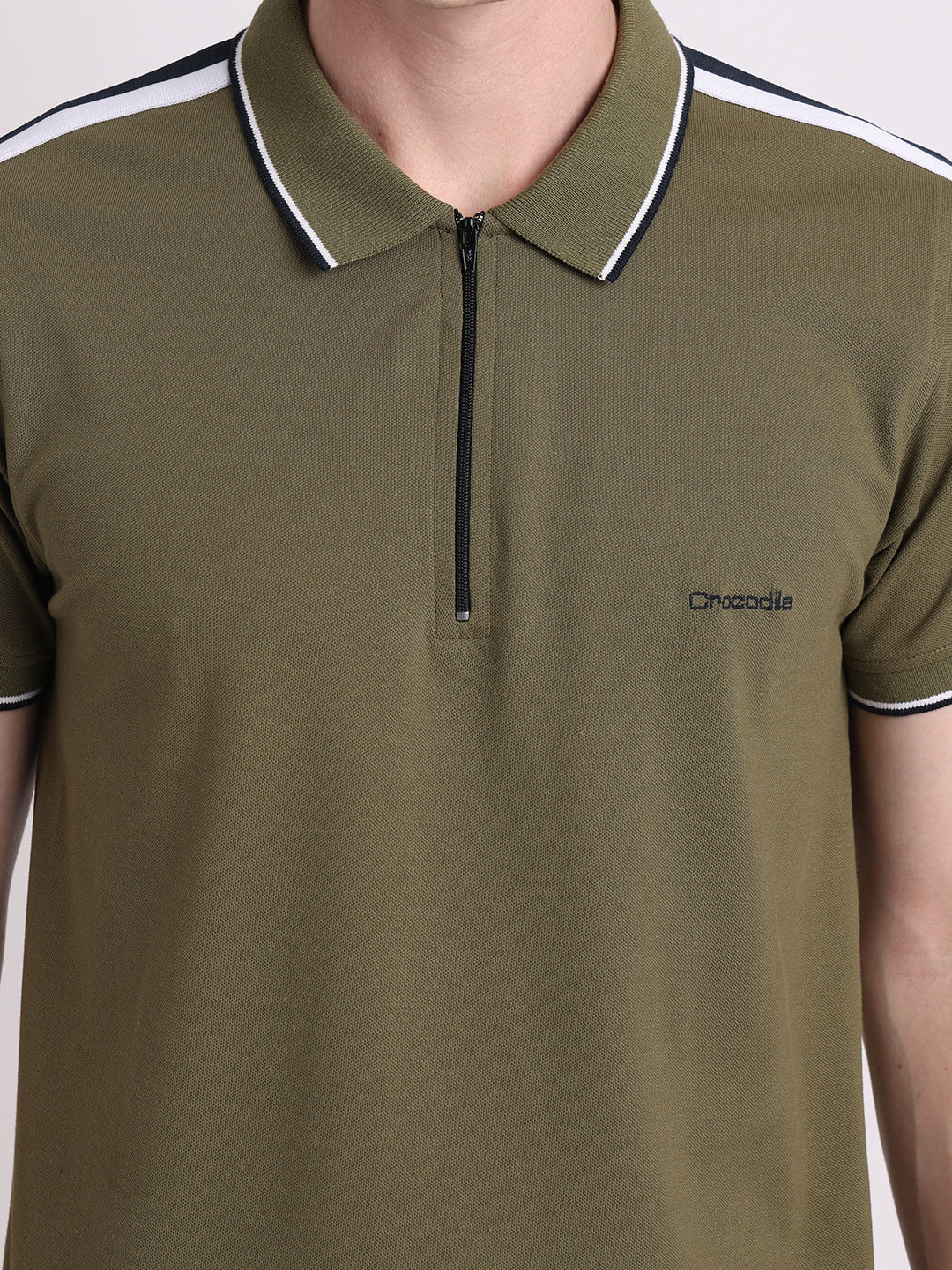 Trendy Stretch Zipper Polo with Tape in Olive