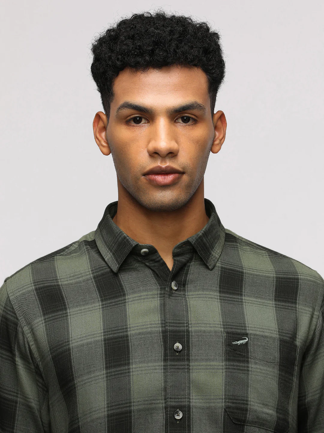 Comfort Fit Green Checkered Shirt for Casual Elegance
