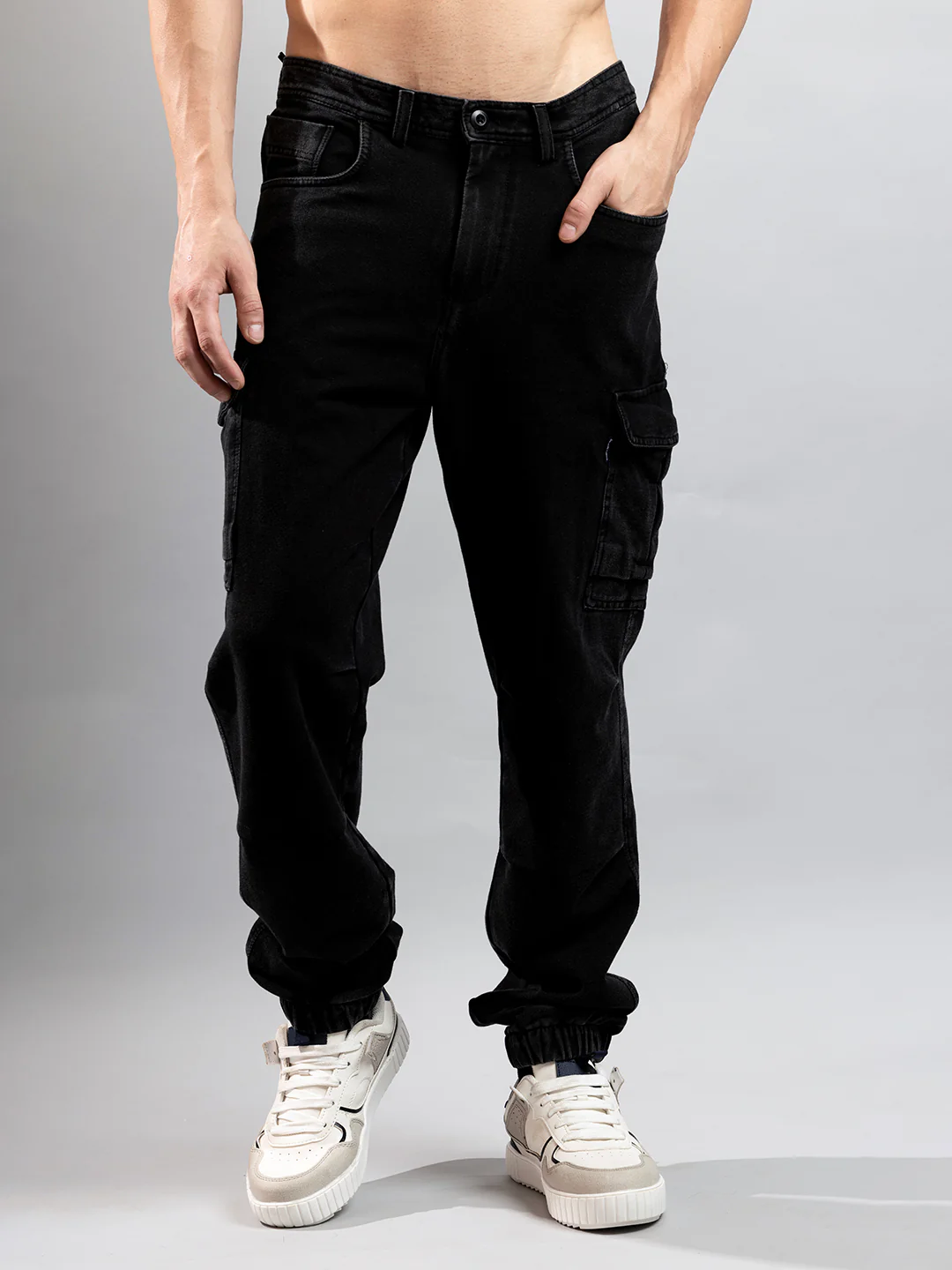 Den Knit Regular Denim Jogger In Jet Black