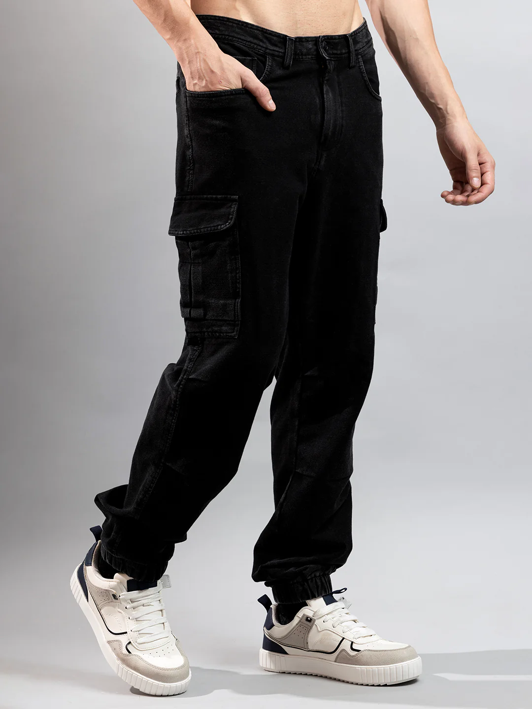 Den Knit Regular Denim Jogger In Jet Black