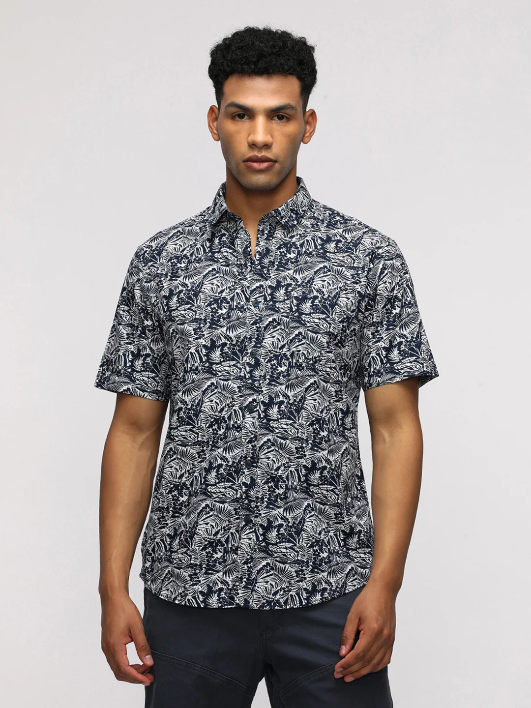 Comfort Fit Sport Navy Shirt for Stylish Comfort