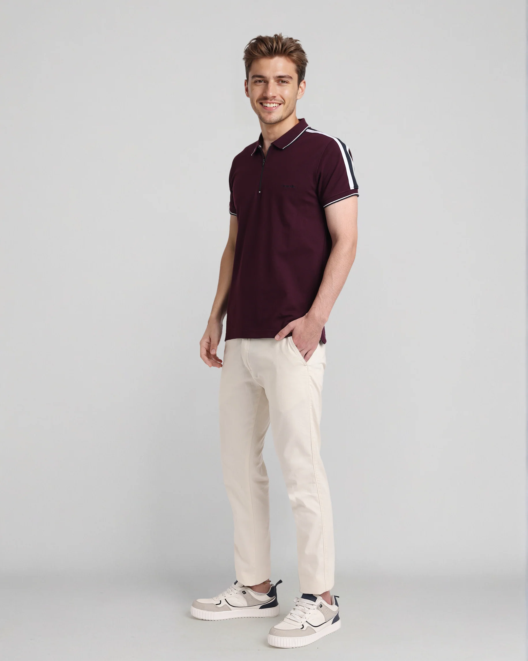 Trendy Stretch Zipper Polo with Tape in Grape wine