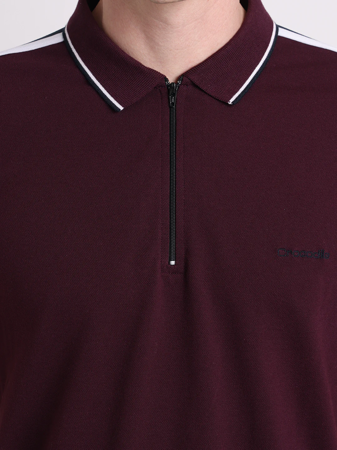 Trendy Stretch Zipper Polo with Tape in Grape wine