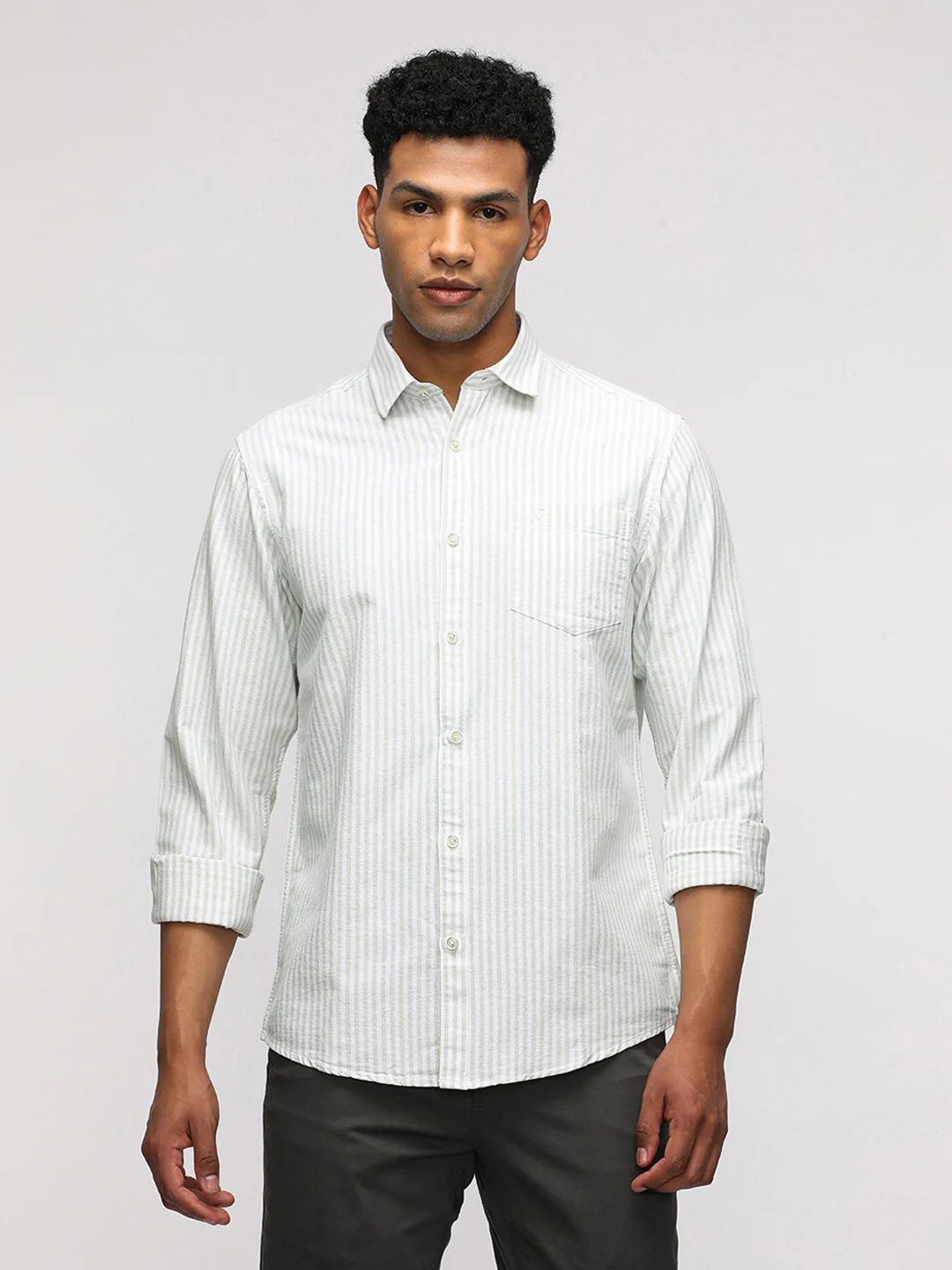 Comfort Fit Sport Green Shirt for Casual Elegance