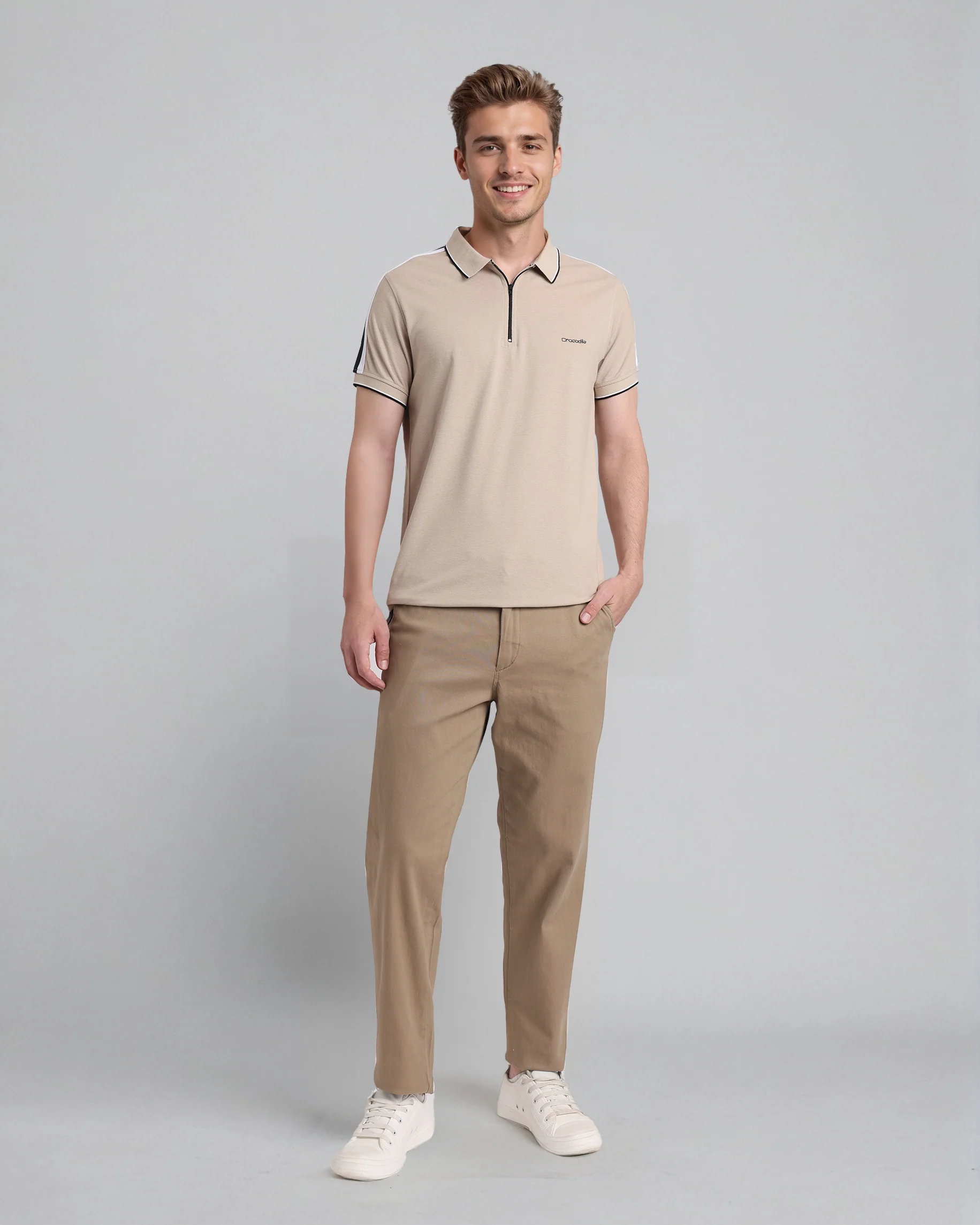 Trendy Stretch Zipper Polo with Tape in Oatmeal