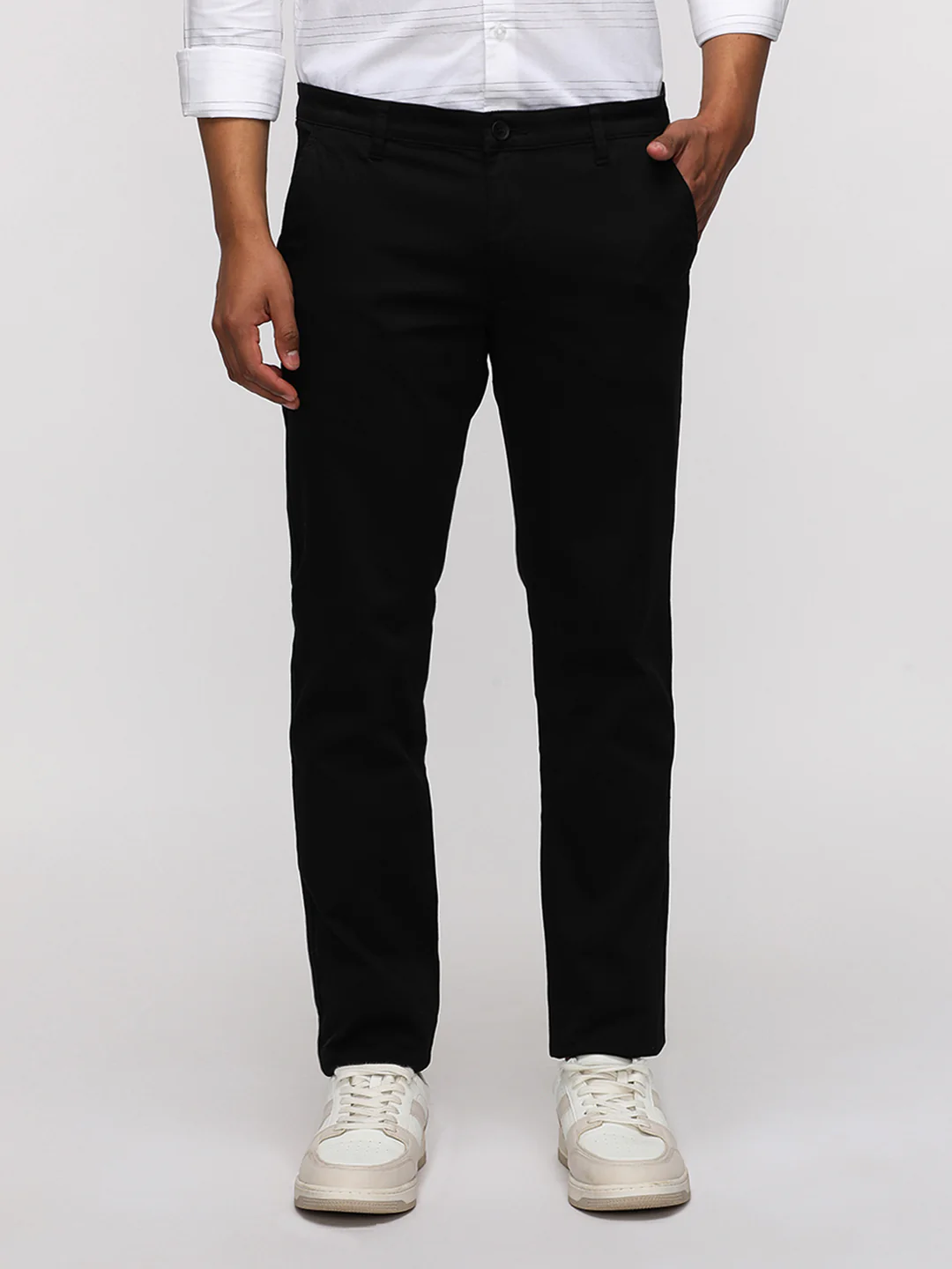 Slim Fit Black Trouser for Sporty Elegance