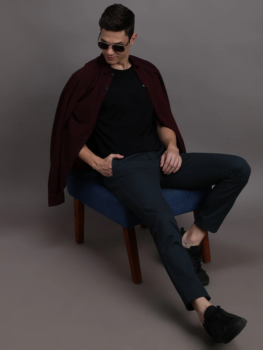 Dark Navy Solid Casual Trouser