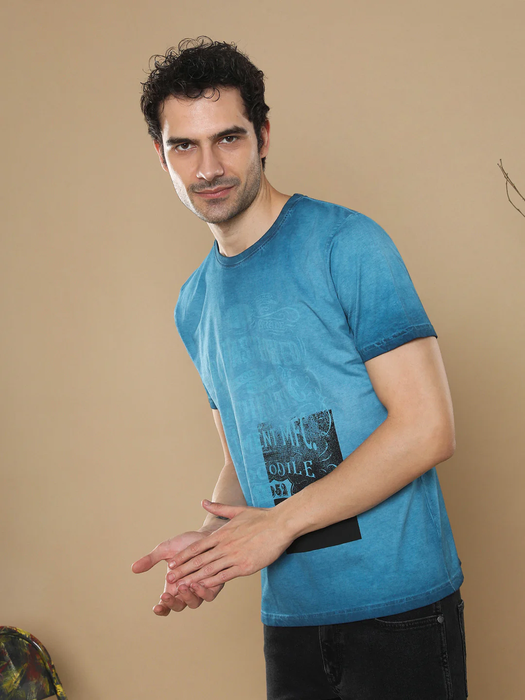 Reverse Dyed T-Shirt With Chest Graphics In Denim Blue