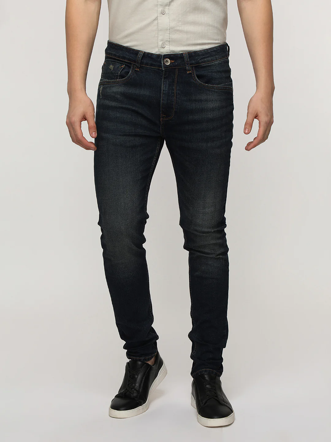 Slim Tapered Dark Blue Denim for Trendy Elegance
