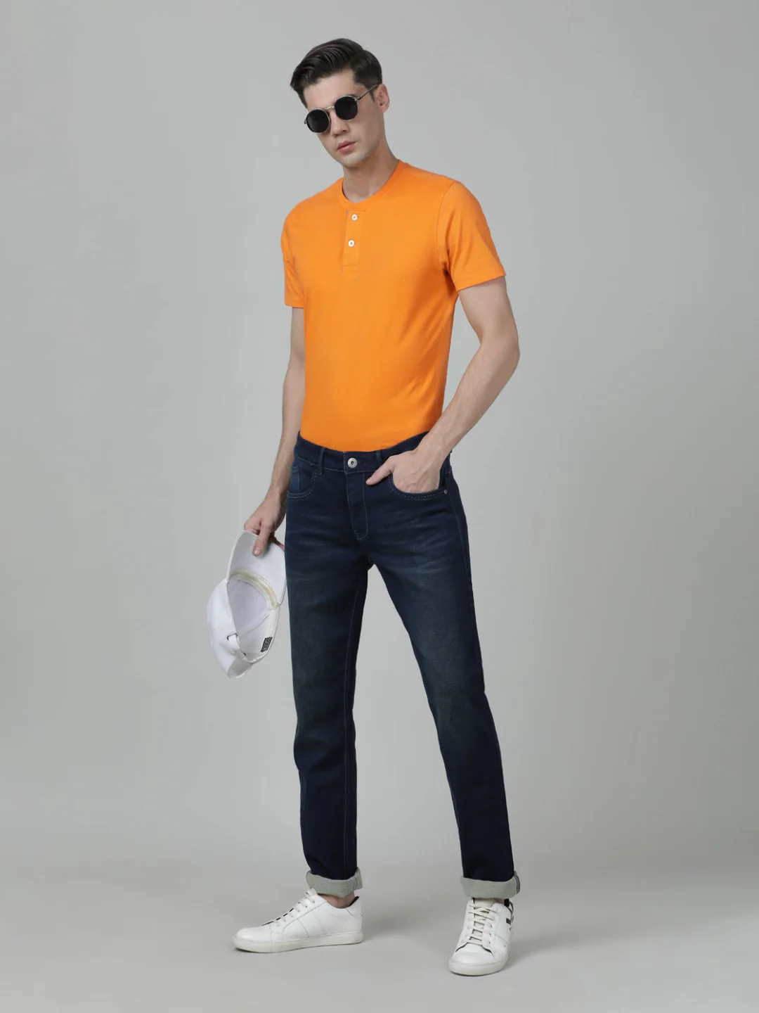 Medium Blue Solid Mid Rise Slim Fit Casual Jean