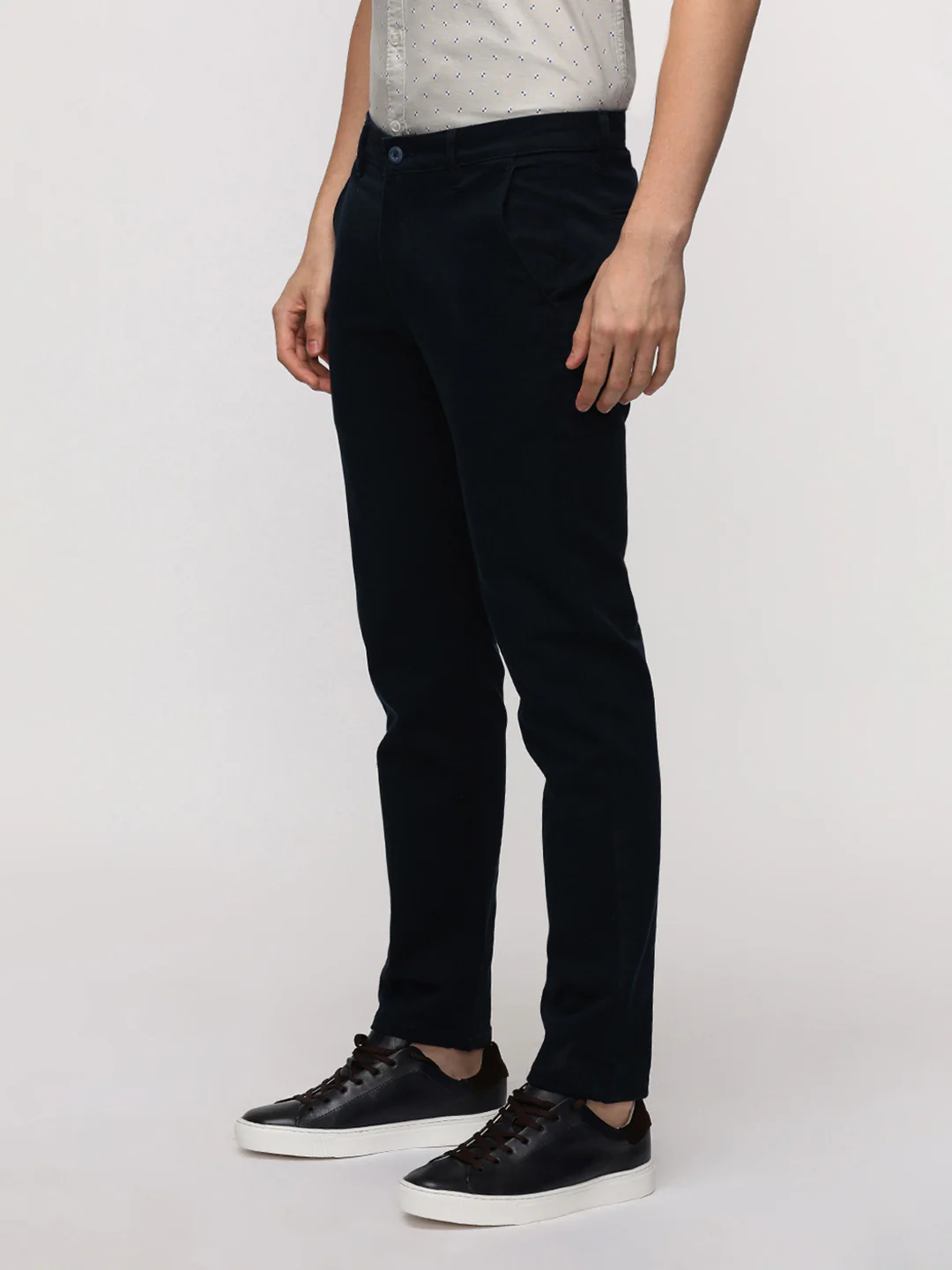 Classic Navy Trouser for Stylish Comfort