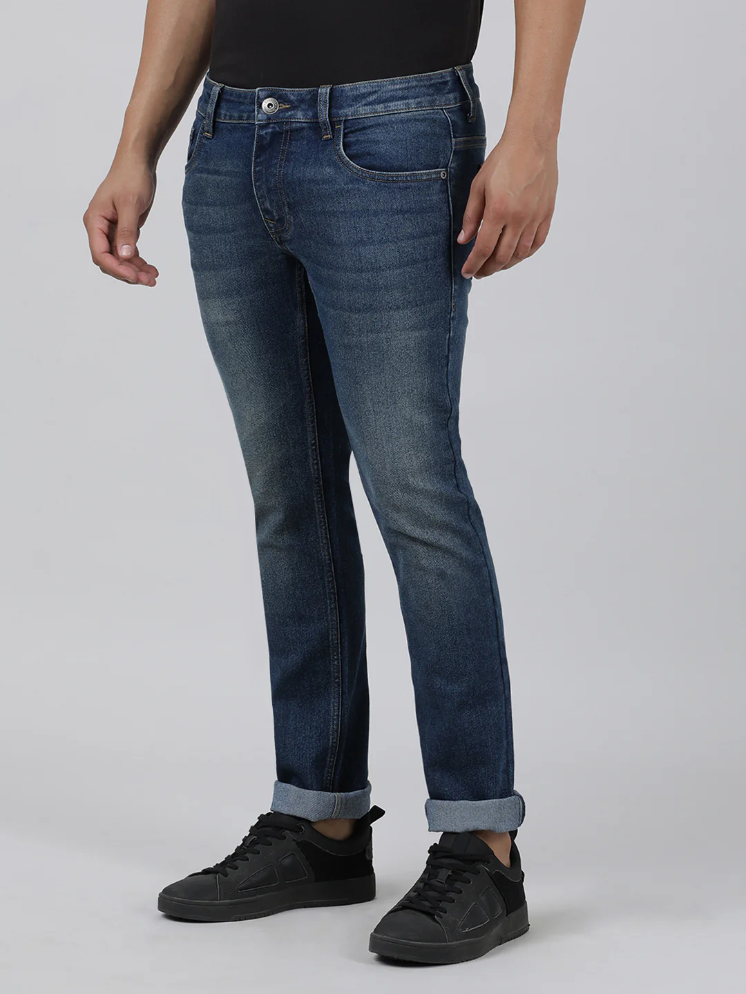Mid Blue Solid Mid Rise Slim Fit Casual Jean