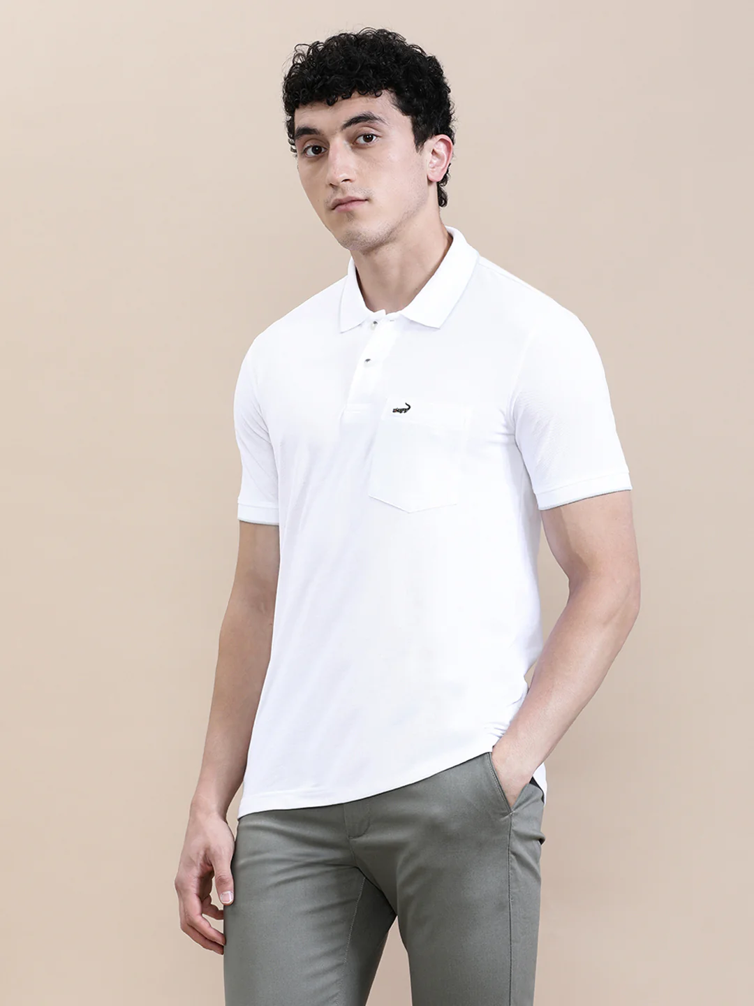 White Solid Casual Polo T-Shirt with Pocket