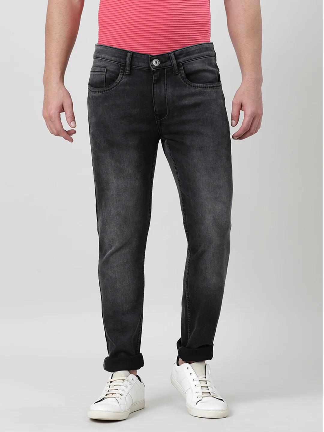 Black Solid Mid Rise Slim Tapered Jean