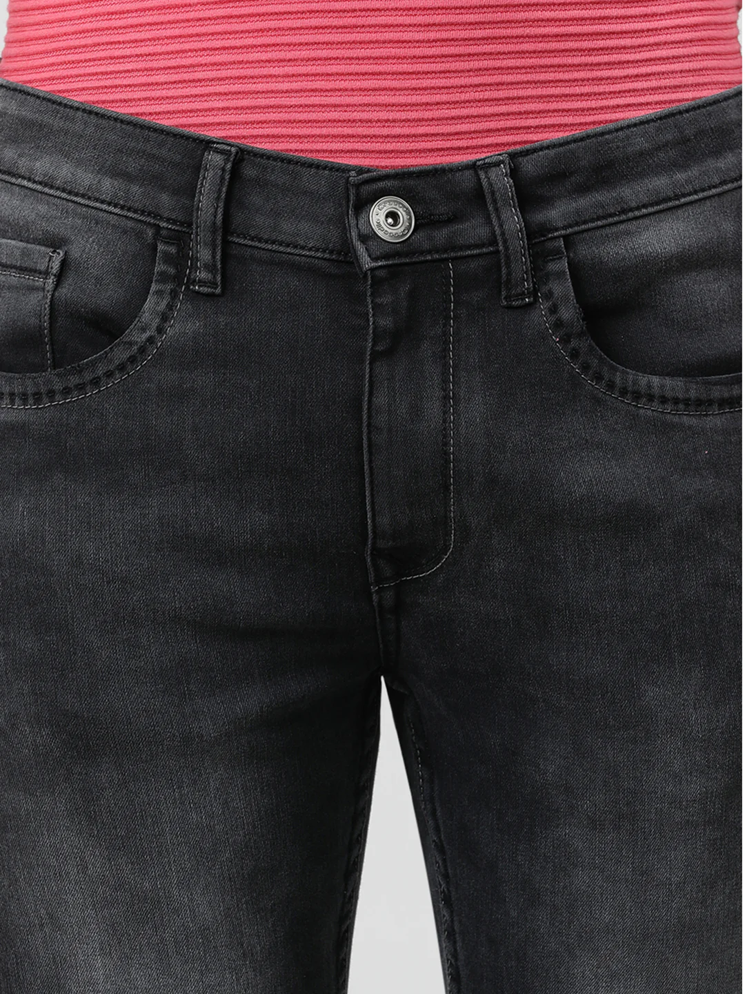 Black Solid Mid Rise Slim Tapered Jean