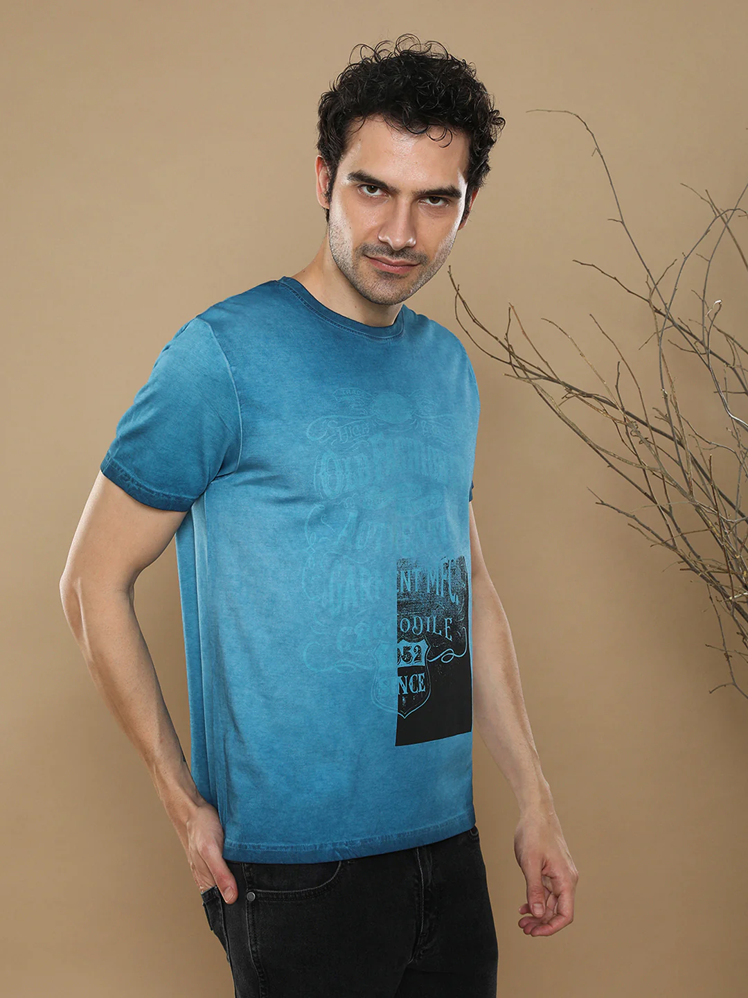 Reverse Dyed T-Shirt With Chest Graphics In Denim Blue