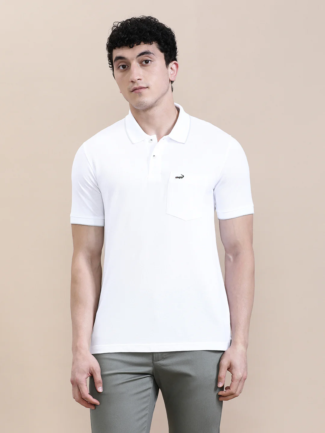 White Solid Casual Polo T-Shirt with Pocket