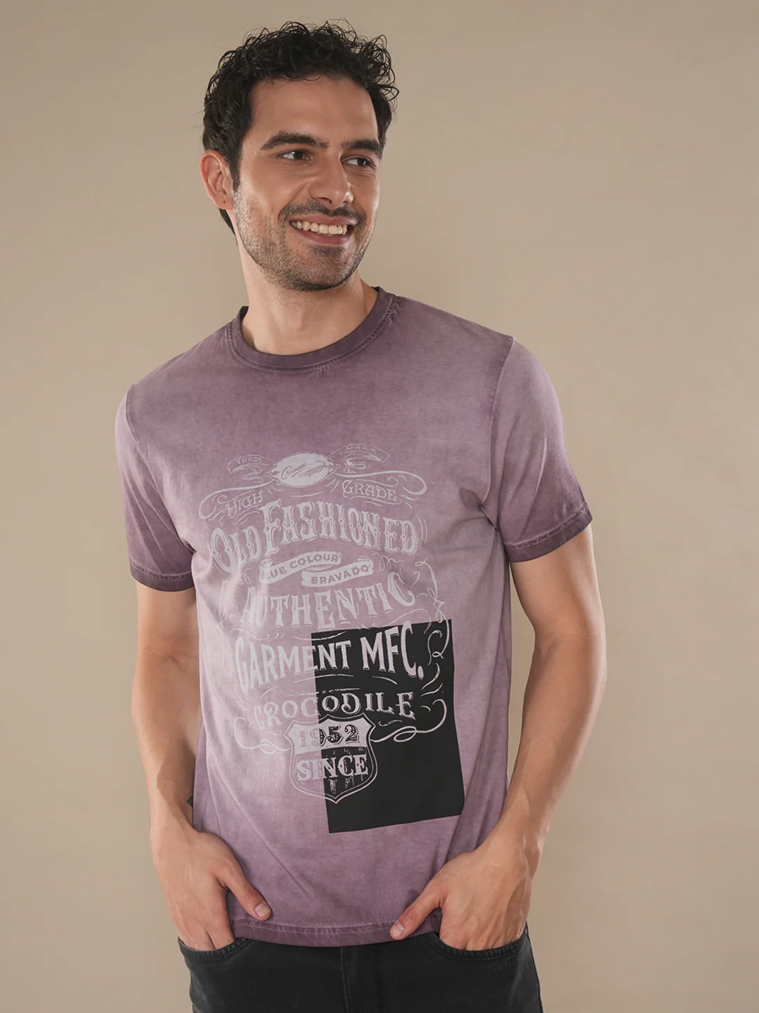 Reverse Dyed T-Shirt With Chest Graphics In Rust