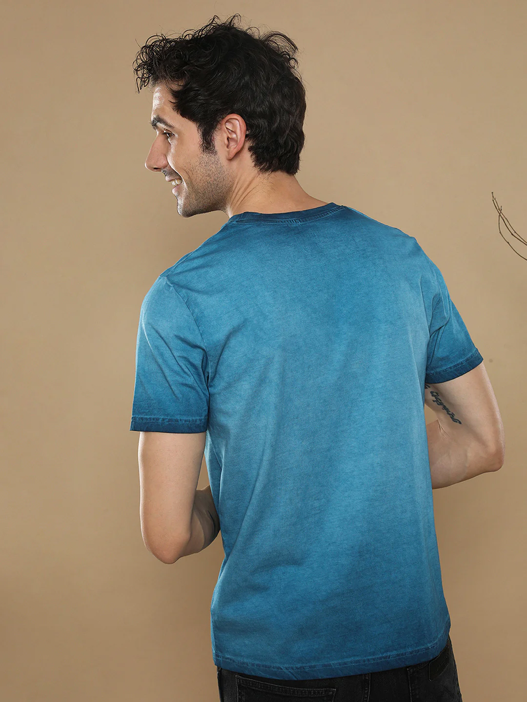Reverse Dyed T-Shirt With Chest Graphics In Denim Blue