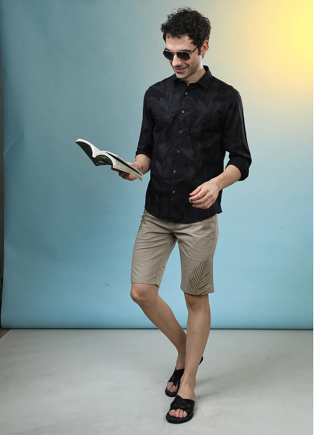 Artistic Leaf Printed Casual Shirt in Cotton Fabric Black