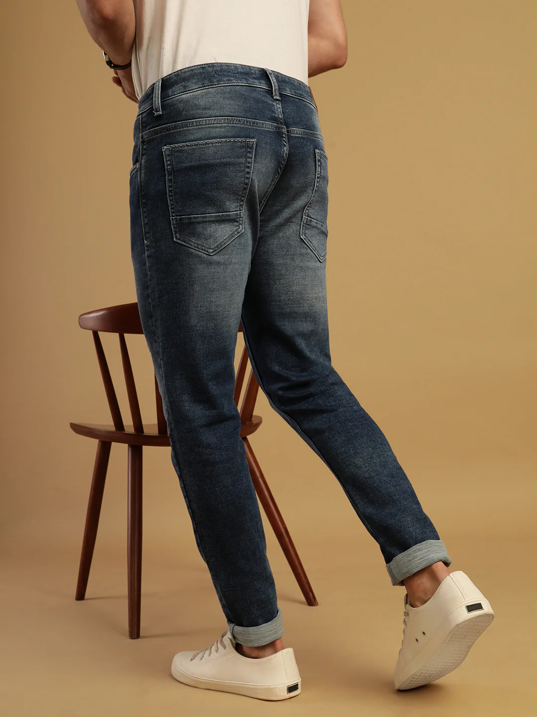 Mid Blue Solid Mid Rise Casual Slim Tapered Jean