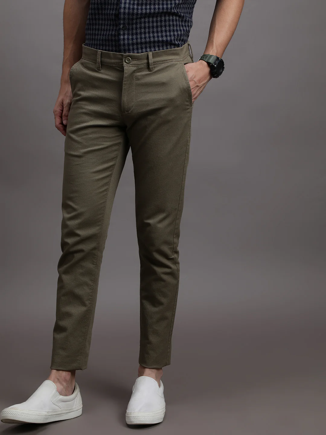 Solid Olive Green Slim Fit Casual Trouser