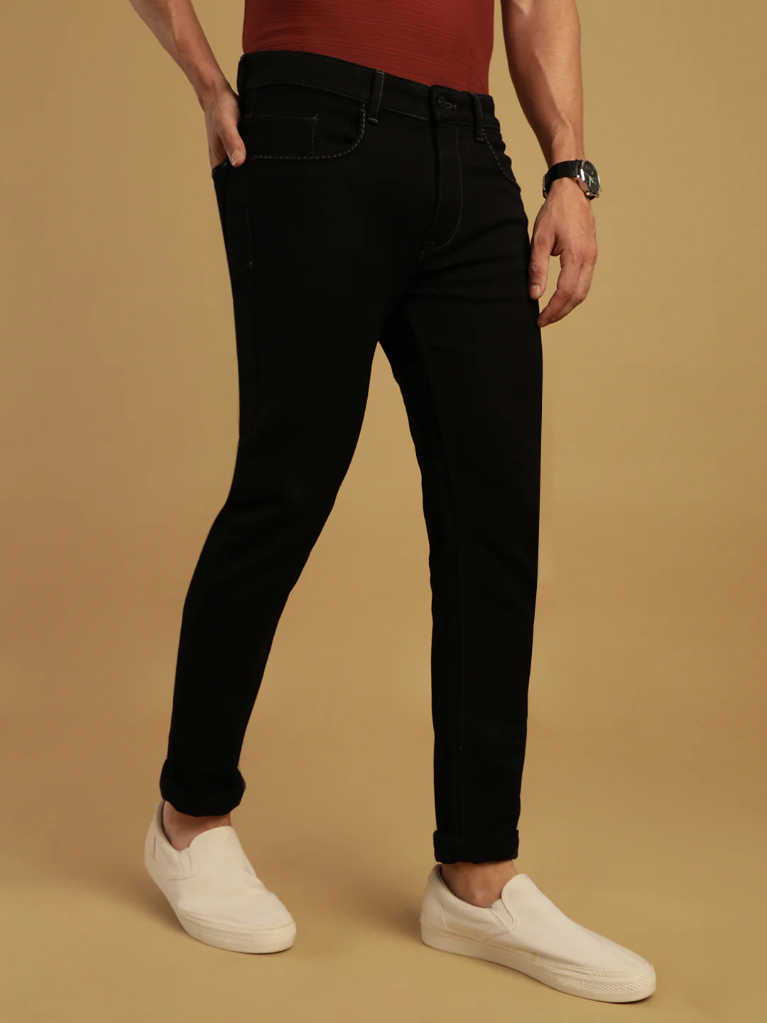 Casual Black Solid Mid Rise Slim Fit Jean