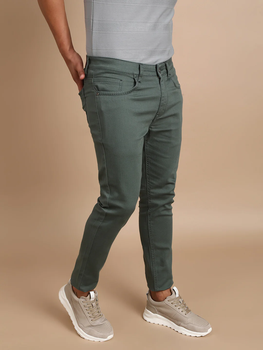 Olive Green Solid Mid Rise Slim Fit Jean