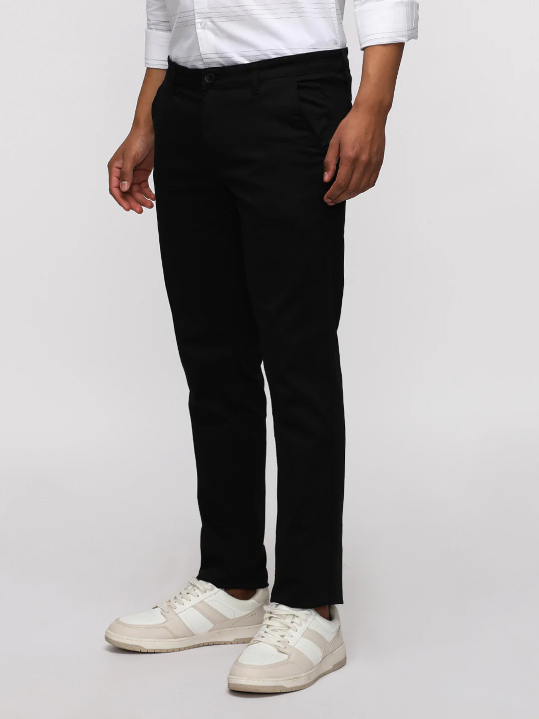 Slim Fit Black Trouser for Sporty Elegance