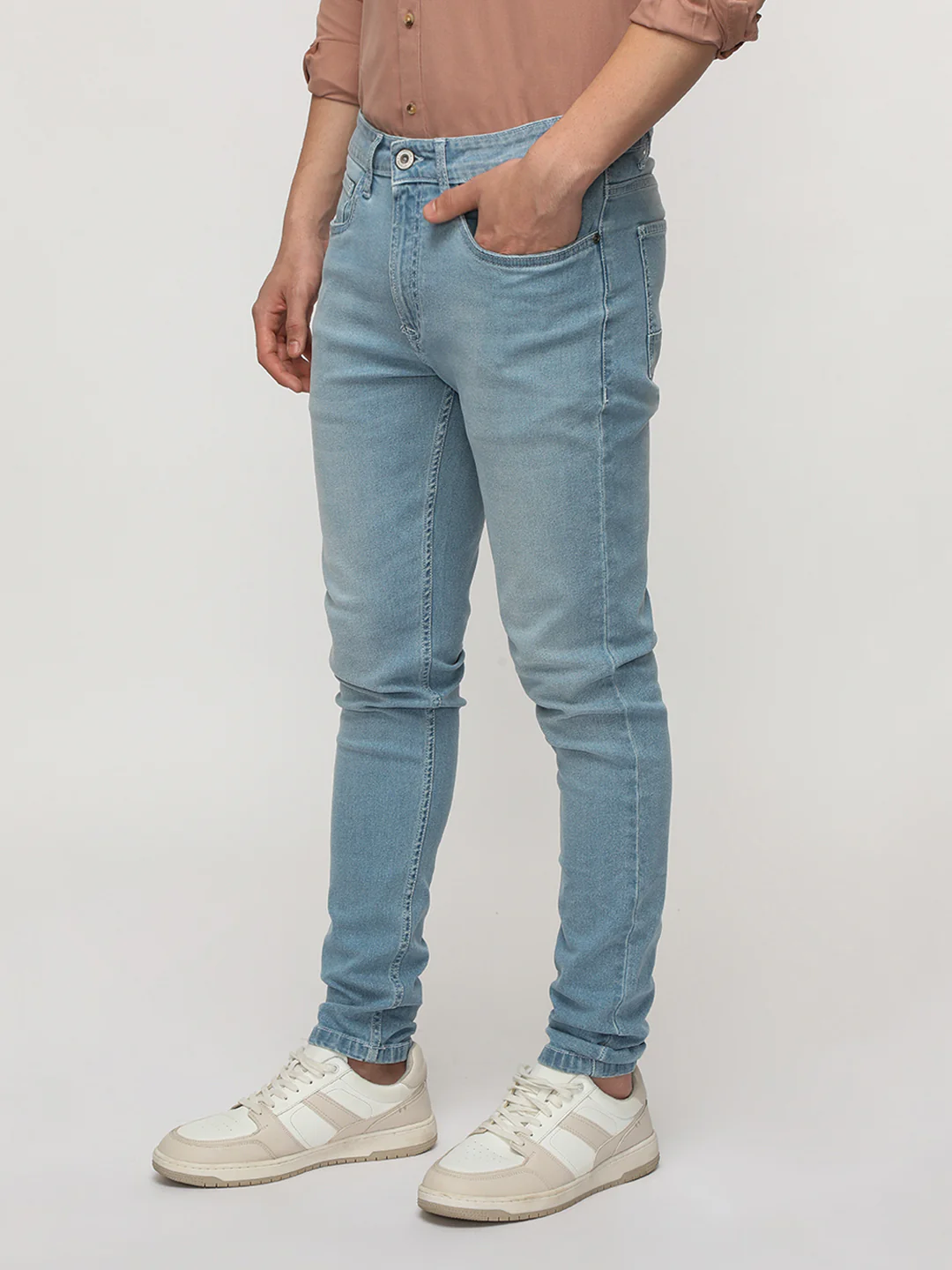 Slim Tapered Classic Light Blue Denim for Trendy Comfort
