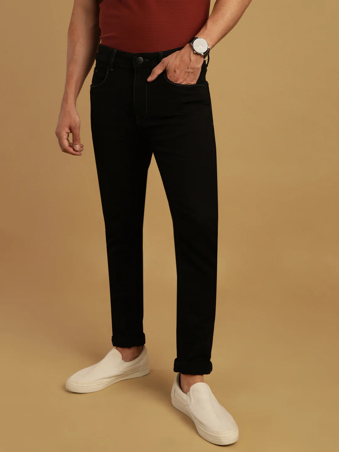 Casual Black Solid Mid Rise Slim Fit Jean