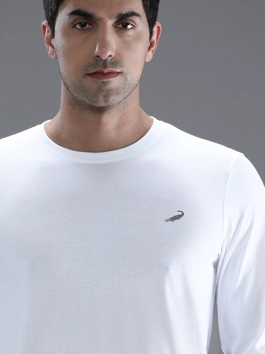 Casual White Solid T-Shirt