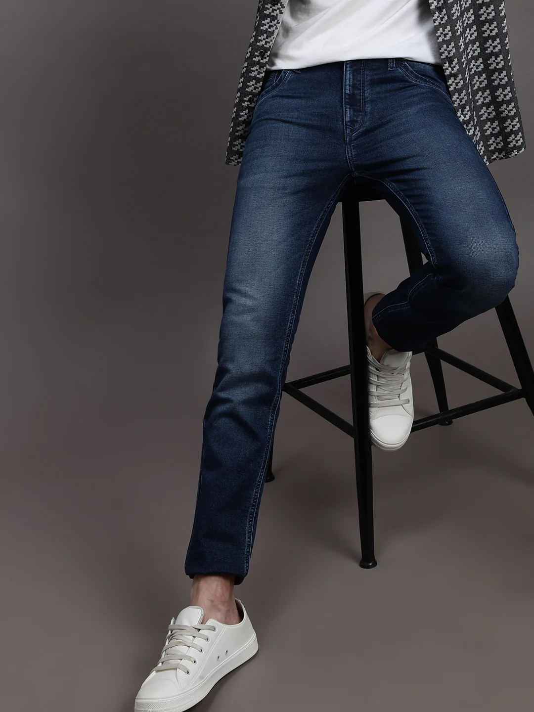 Blue Solid Mid Rise Slim Fit Jean