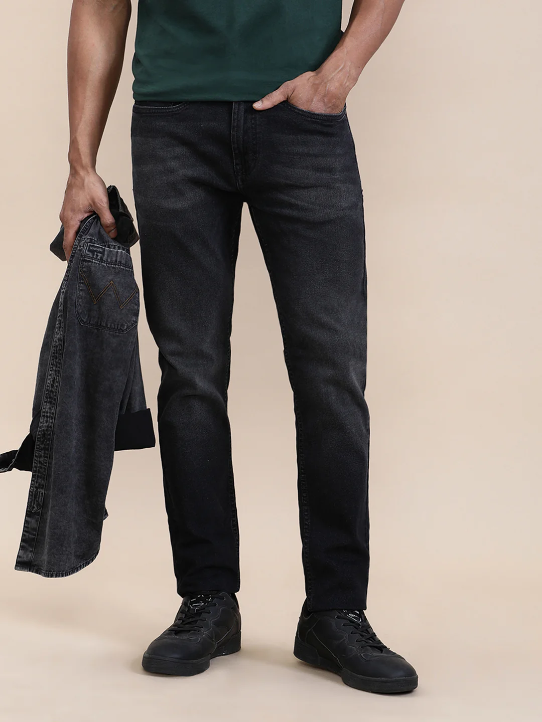 Natural Fade Wash Slim Tapered Jeans