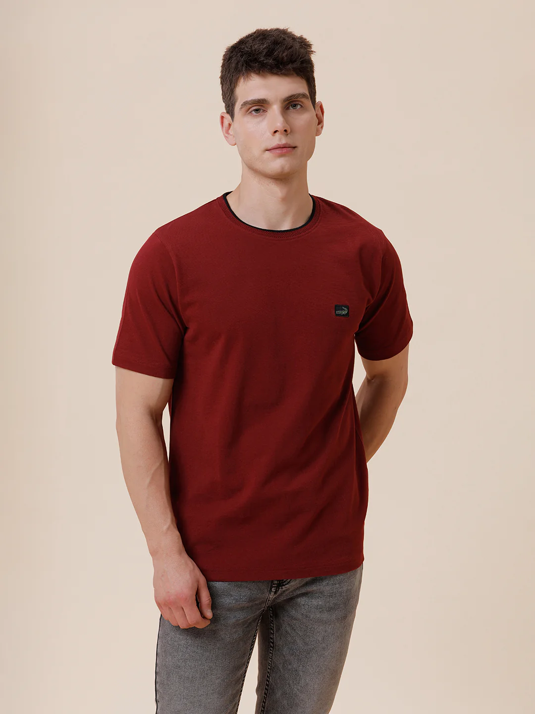 Waffle Jacquard Tee With Decorative Ribbed Neck In Maroon