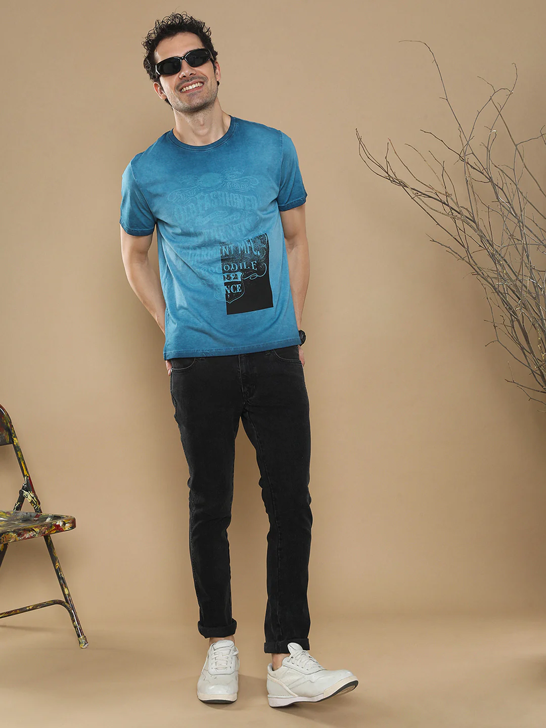 Reverse Dyed T-Shirt With Chest Graphics In Denim Blue