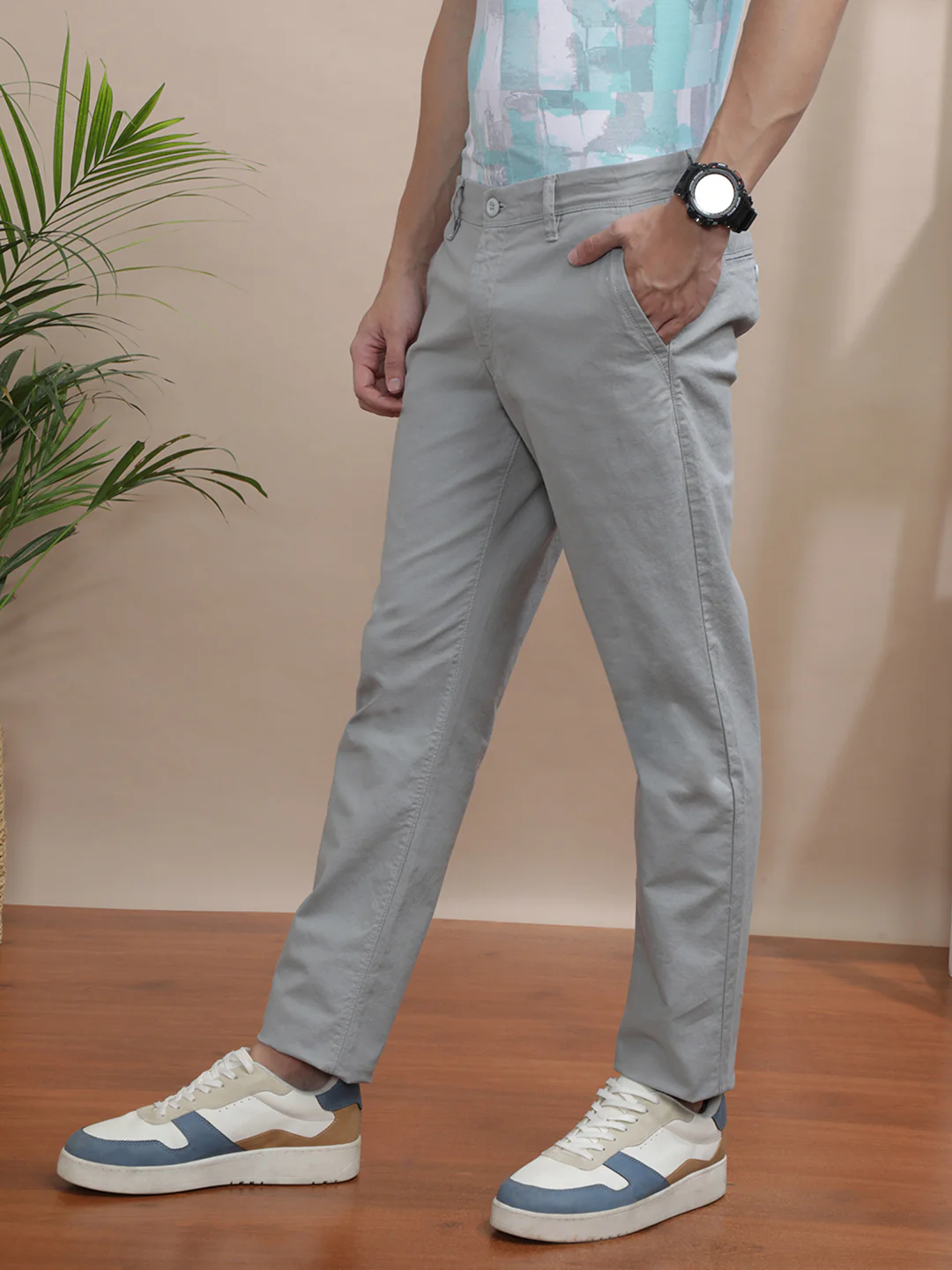 Grey Solid Casual Trouser