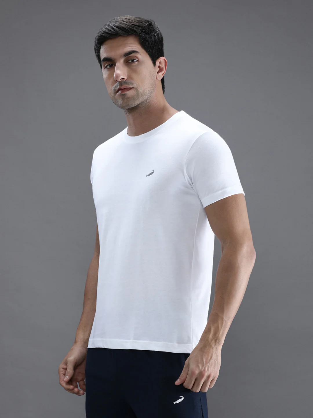 White Solid Casual T-Shirt