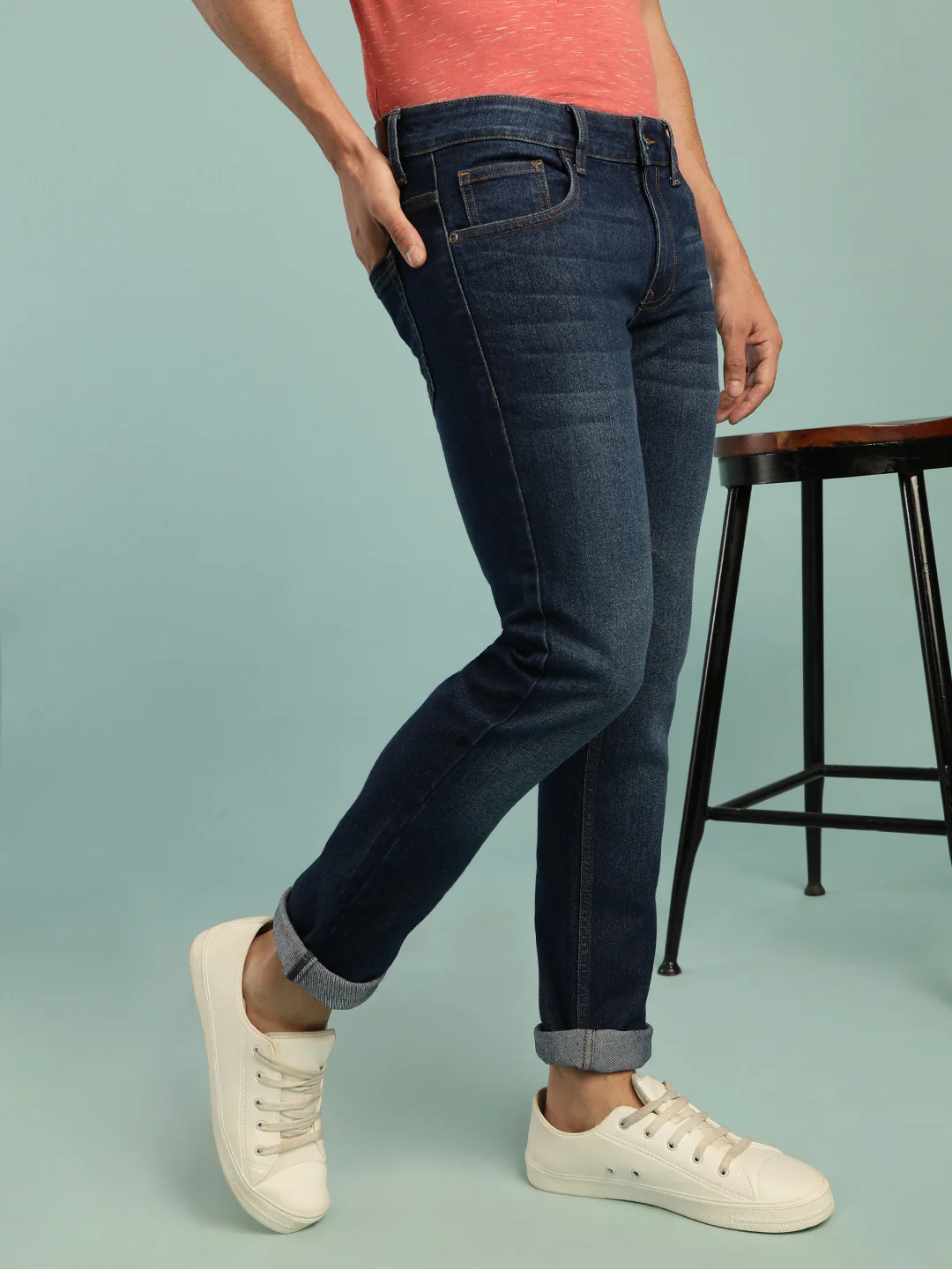 Mid Blue Casual Solid Mid Rise Slim Fit Jean