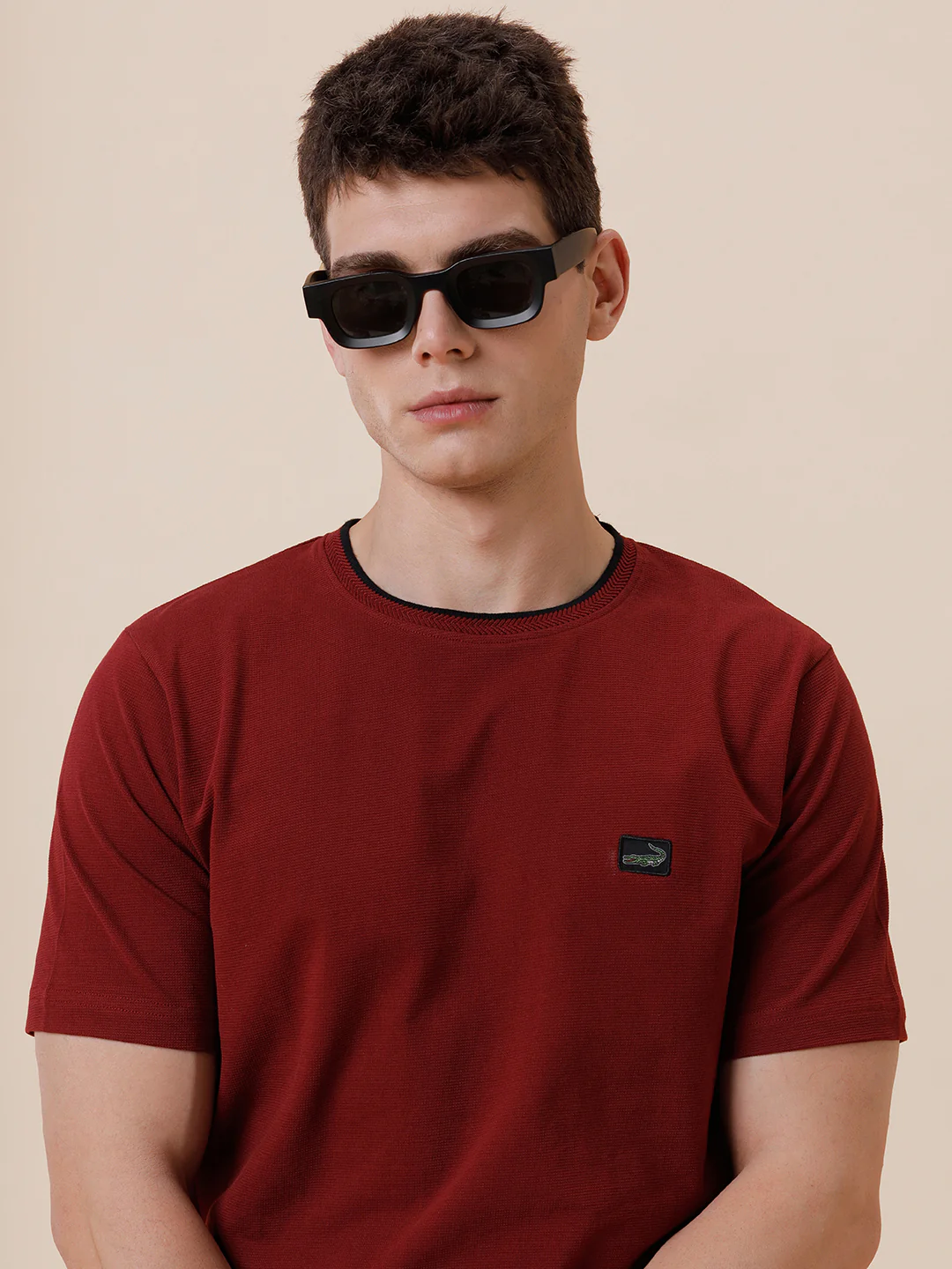 Waffle Jacquard Tee With Decorative Ribbed Neck In Maroon