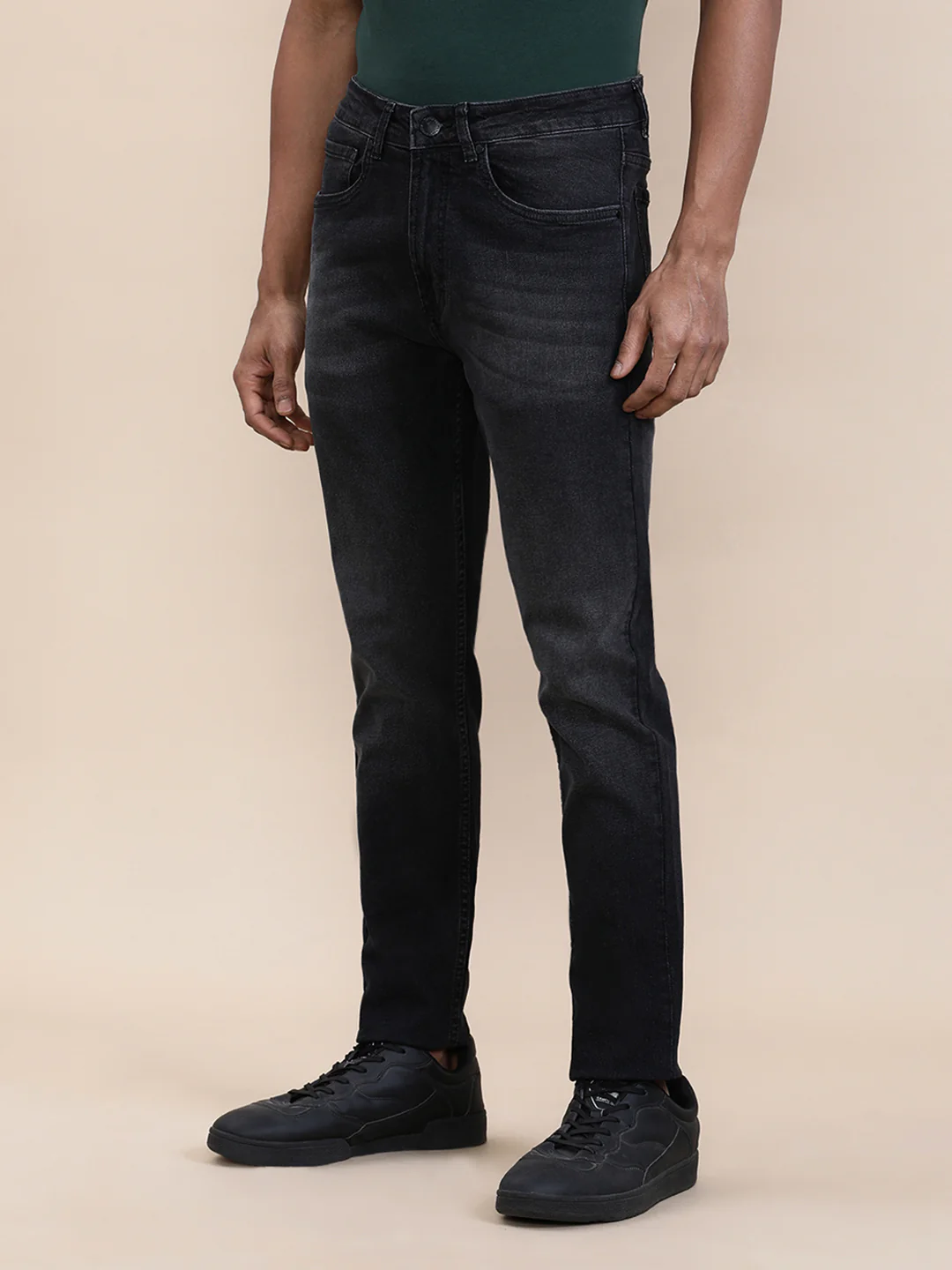 Natural Fade Wash Slim Tapered Jeans