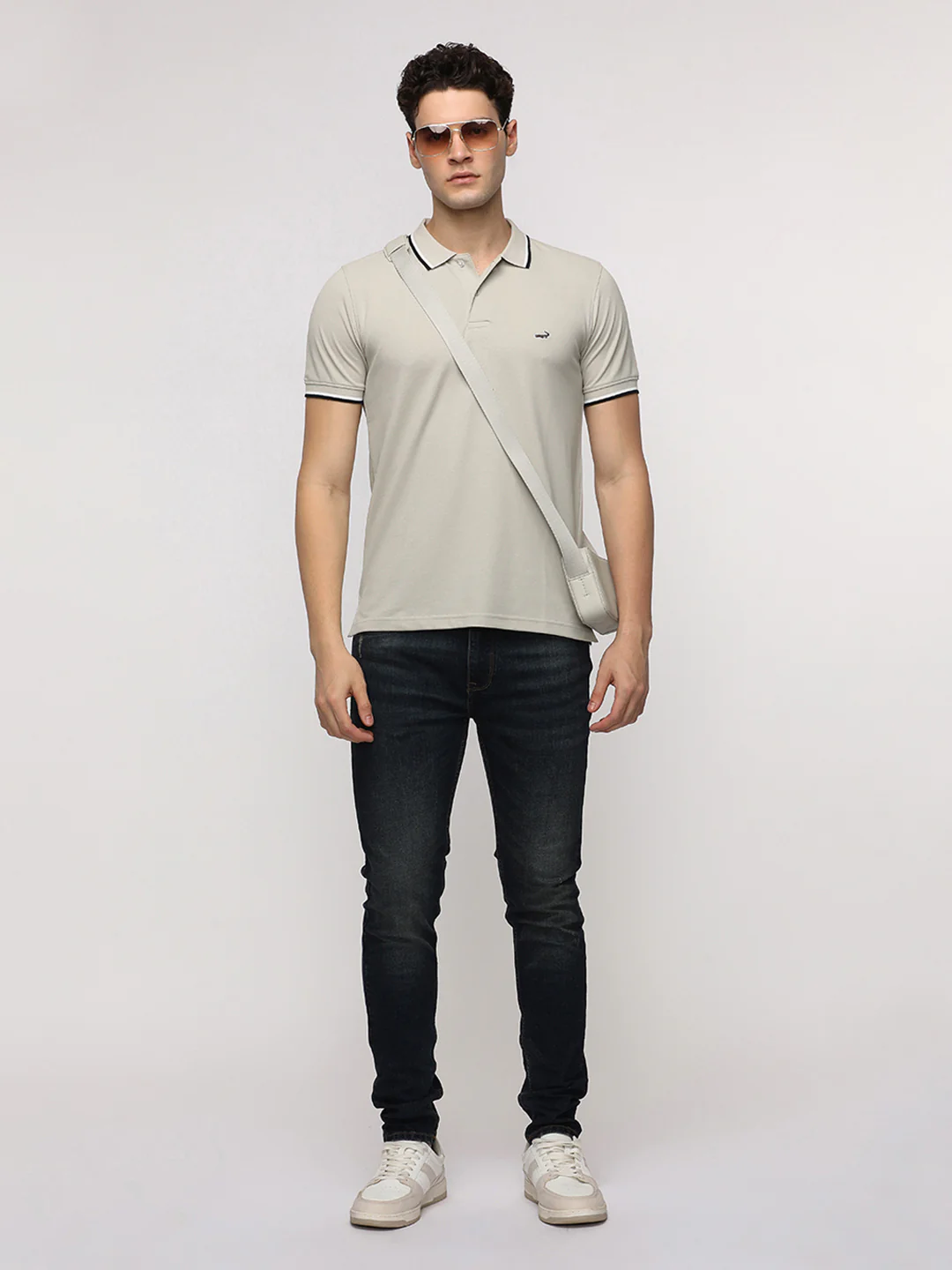 Solid Strecth Polo T-Shirt in Oatmeal
