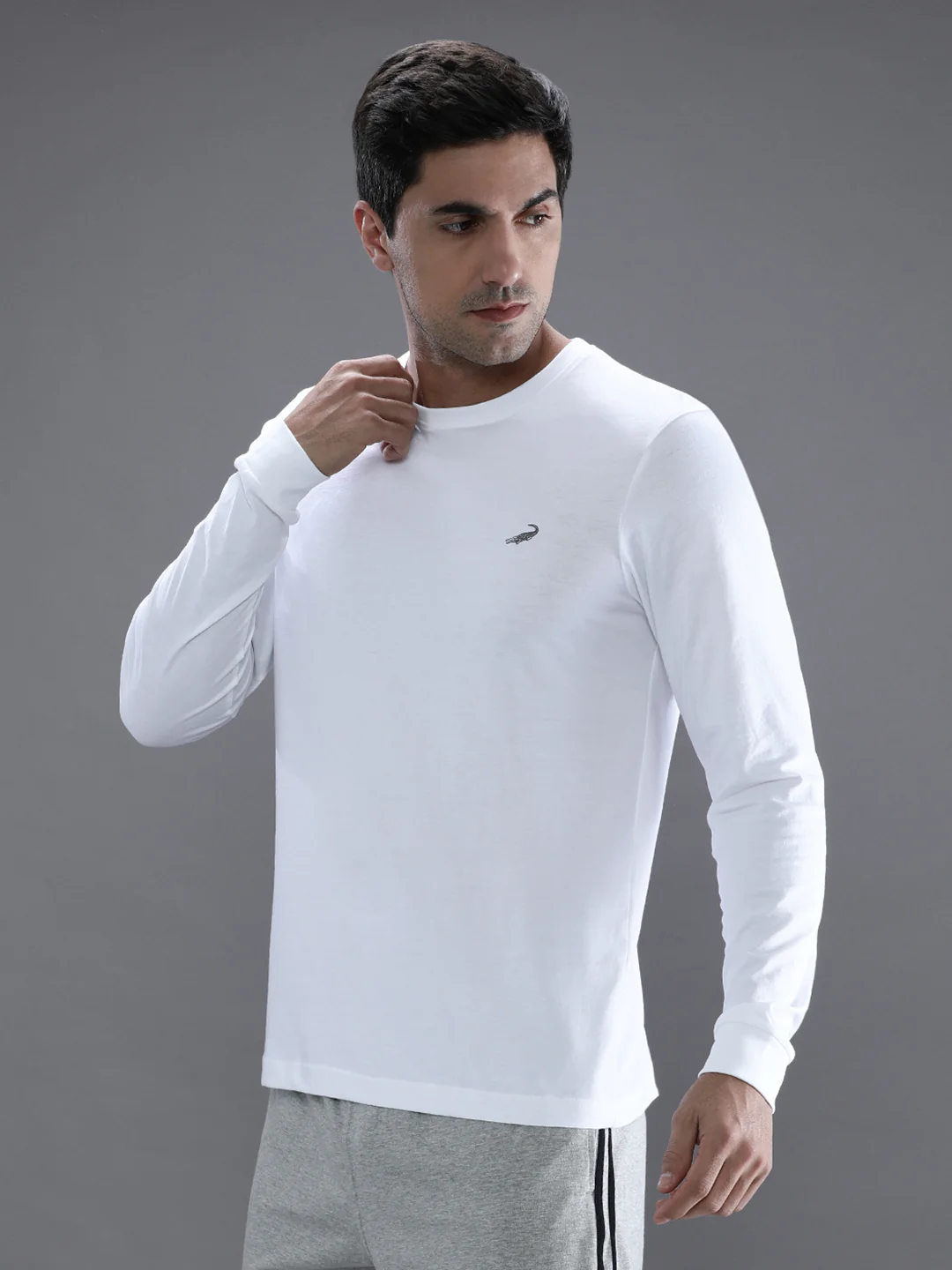 Casual White Solid T-Shirt
