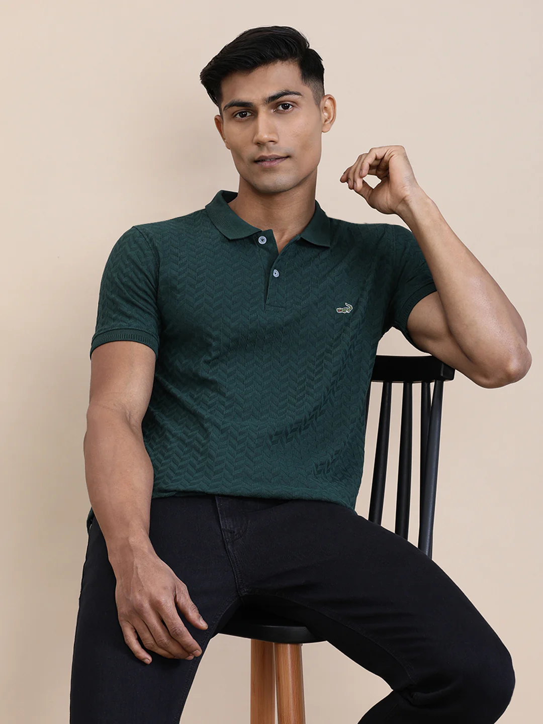 Slim Fit Green Solid T-Shirt