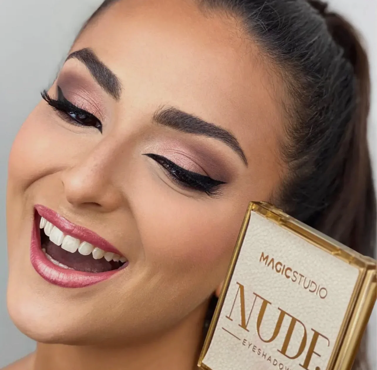 Palette 9 fards paupières - Very Nudes - Magic Studio