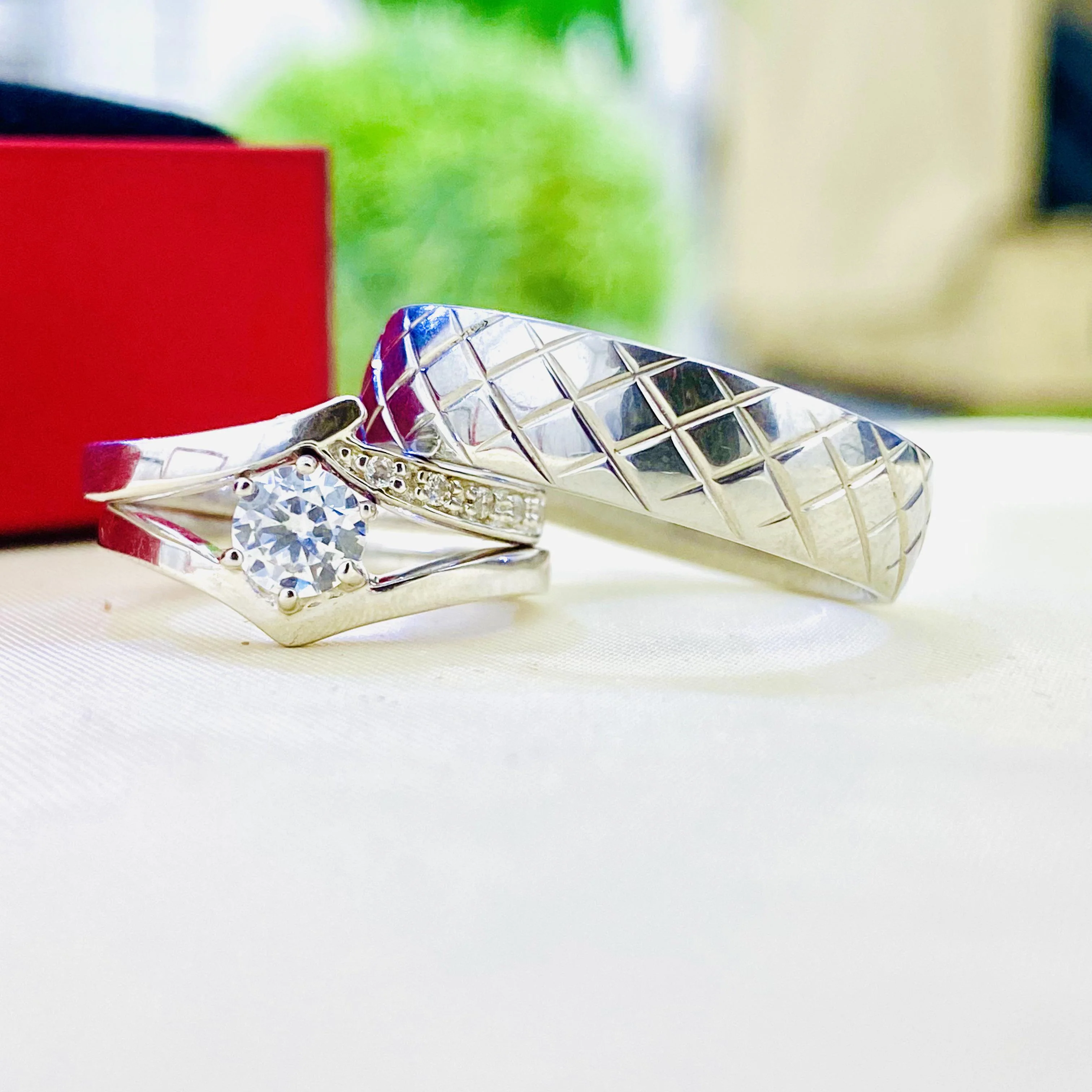 Selena Silver wedding set