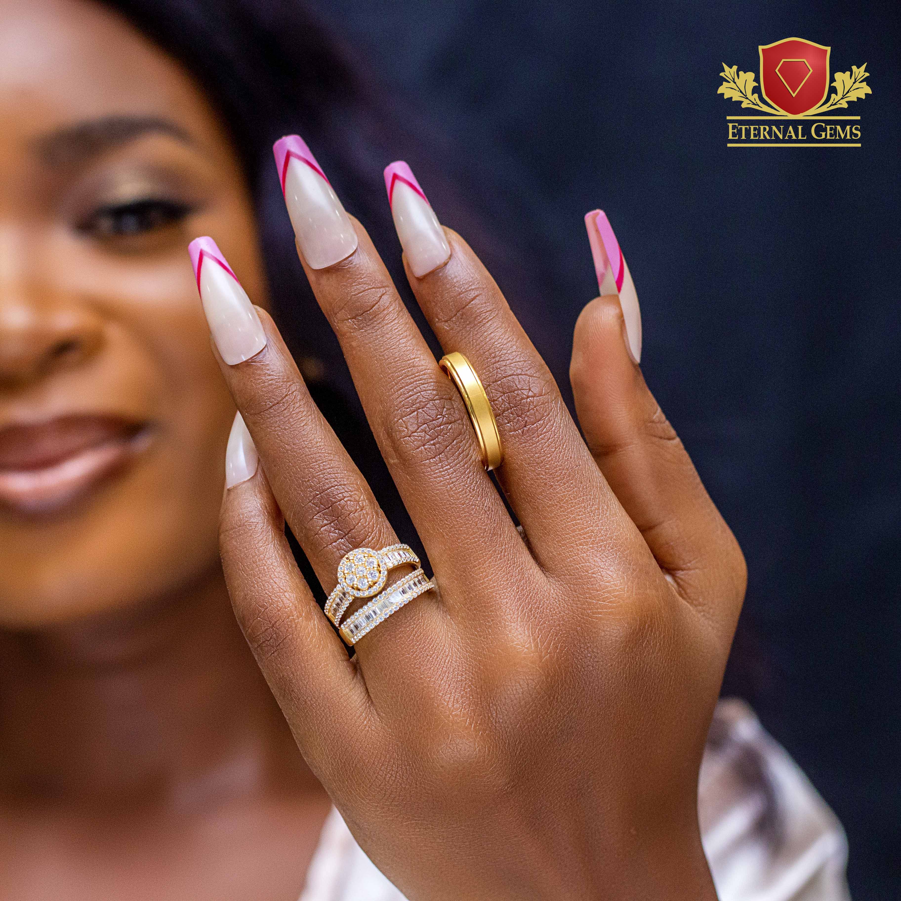 Anne Exclusive 18 Karat Gold Wedding Set