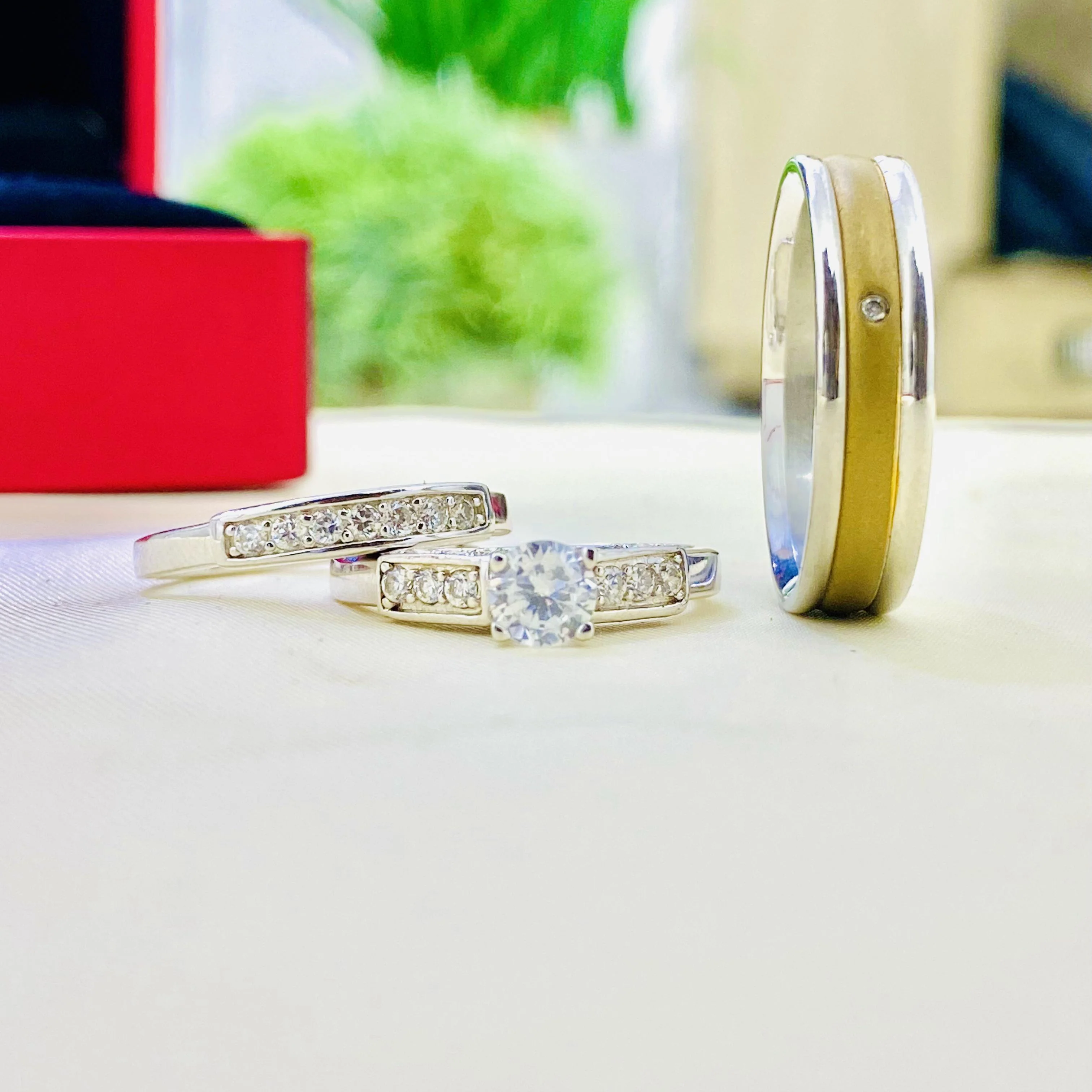 Zuri Silver wedding set