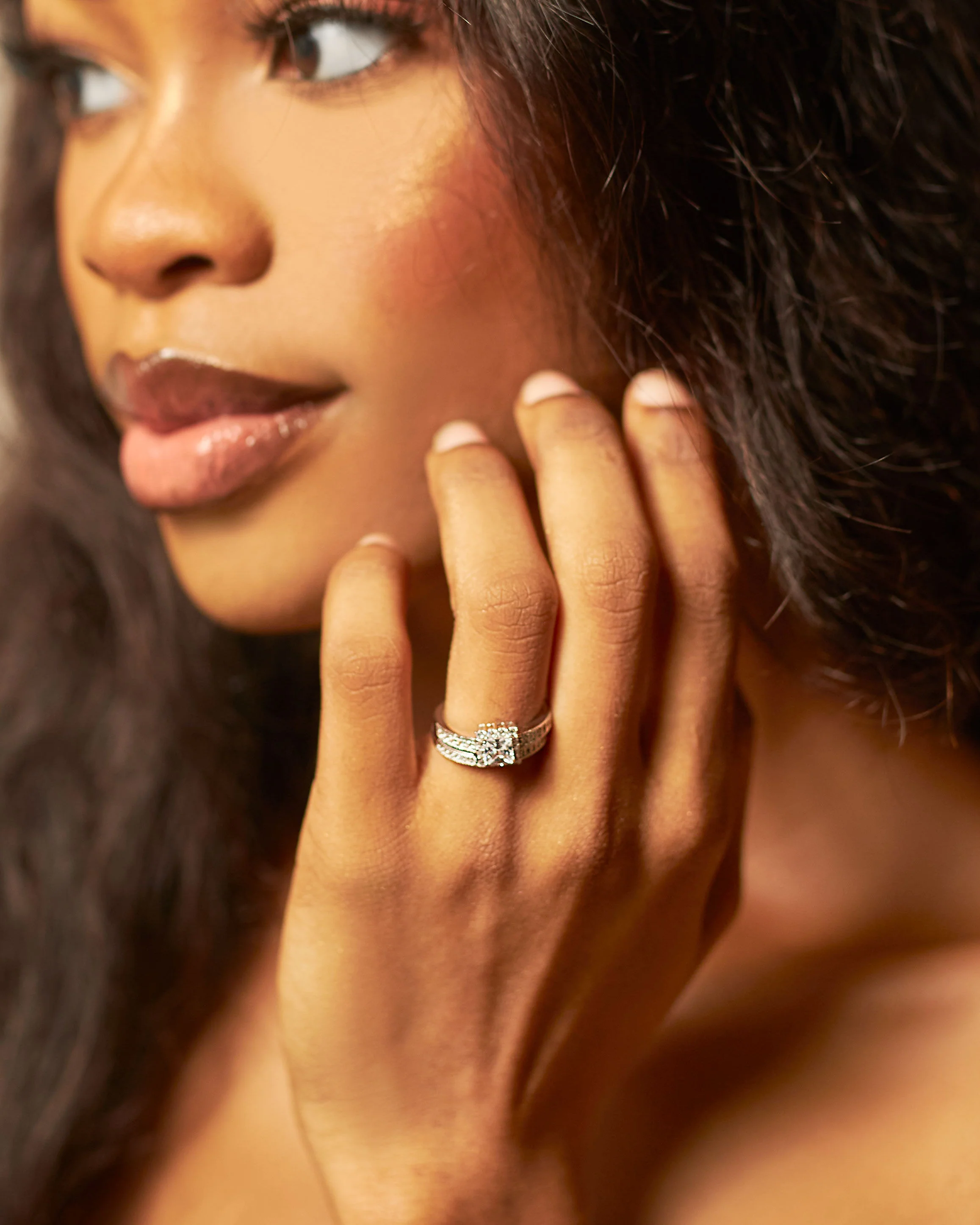 Beautiful Silver Bridal set is the perfect set.